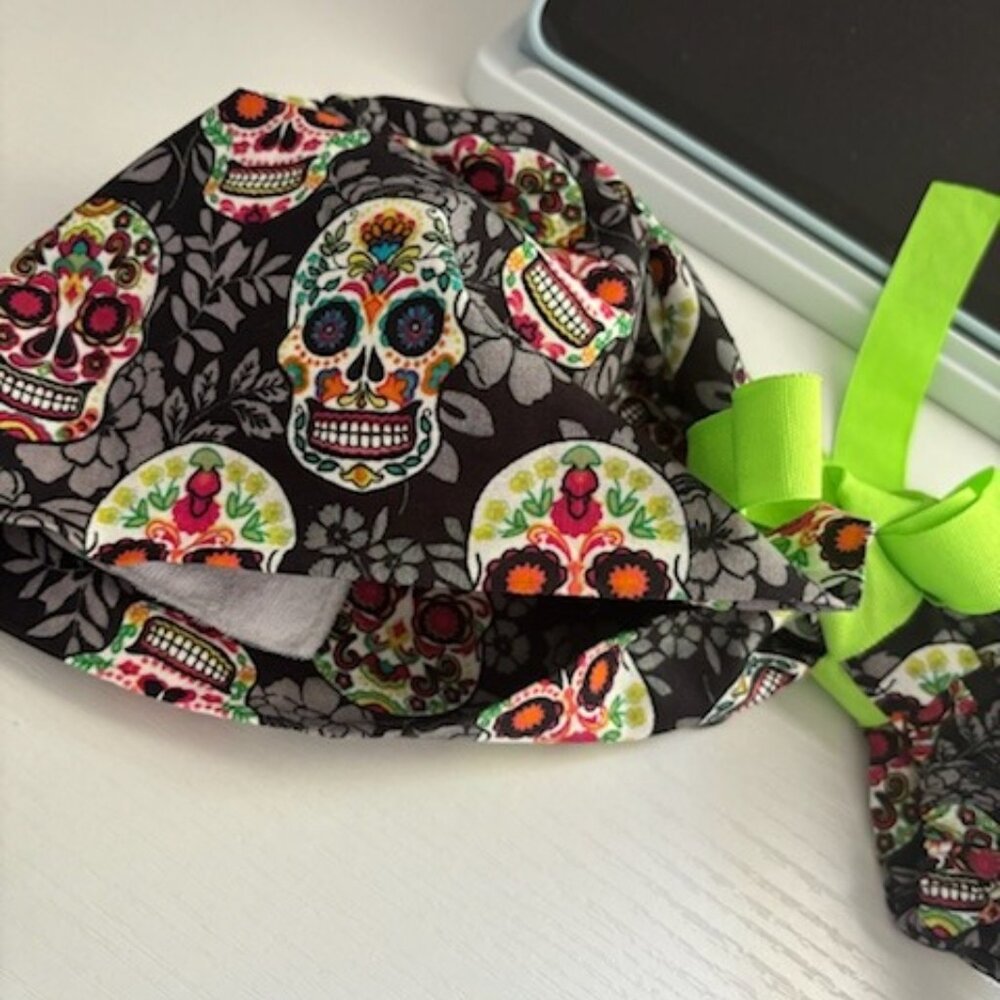 Scrub cap bundle (3 Bonnet style caps + 1 Pony Tail Holder Scrub Cap)